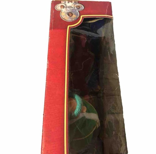 Disney Holyday Mickey's Christmas Carol The Ghosts Of Christmas Figure Set - Picture 5 of 10