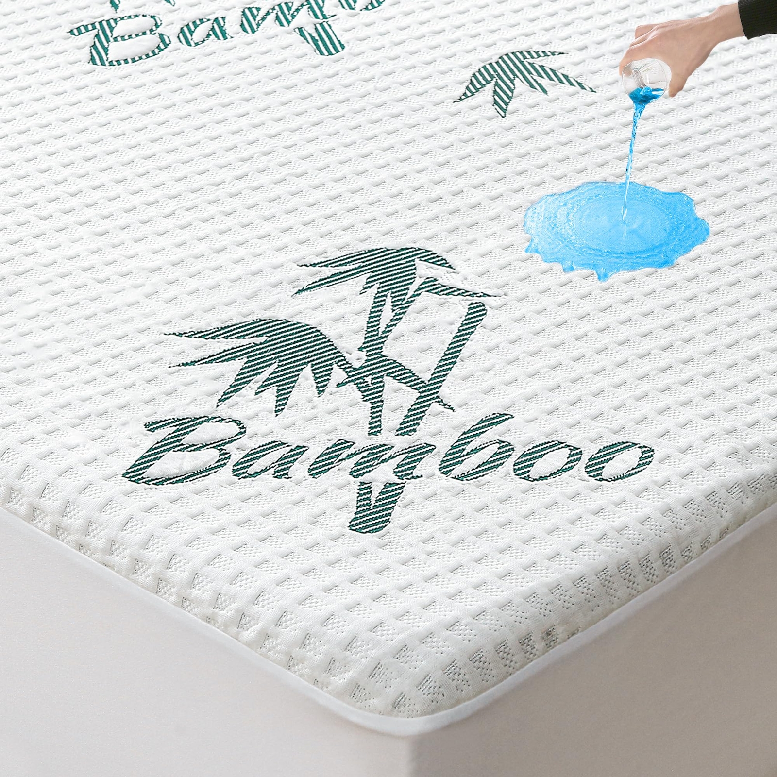 Queen Size Waterproof Mattress Protector, Cooling Soft and Breathable Mattres...