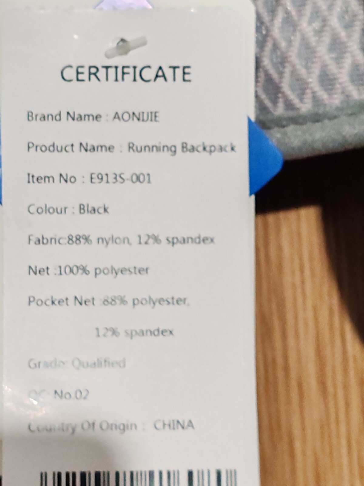 Unisex AONIJIE running hydration backpack/vest with 500ml water bladder