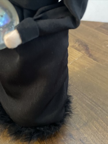 RARE Byers Choice Halloween *SIGNED* Joyce Green Face Witch Crystal Ball Bat Hat - Picture 5 of 9