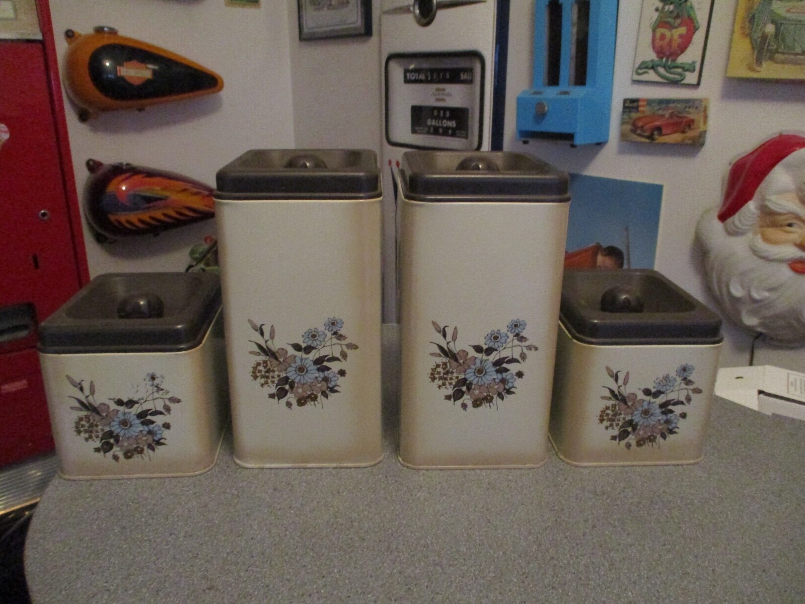 Picture 1 of 10