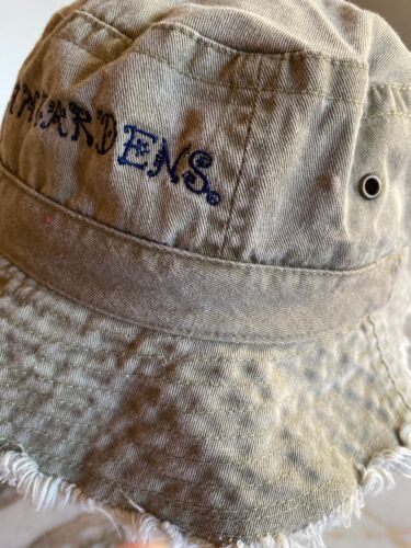 Vintage Olive Green Bucket Hat With Embroidered "Busch Gardens" Logo Frayed Brim - Picture 3 of 7