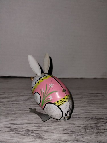 Tin Windup Jumping Rabbit Tin Toy - Picture 3 of 4