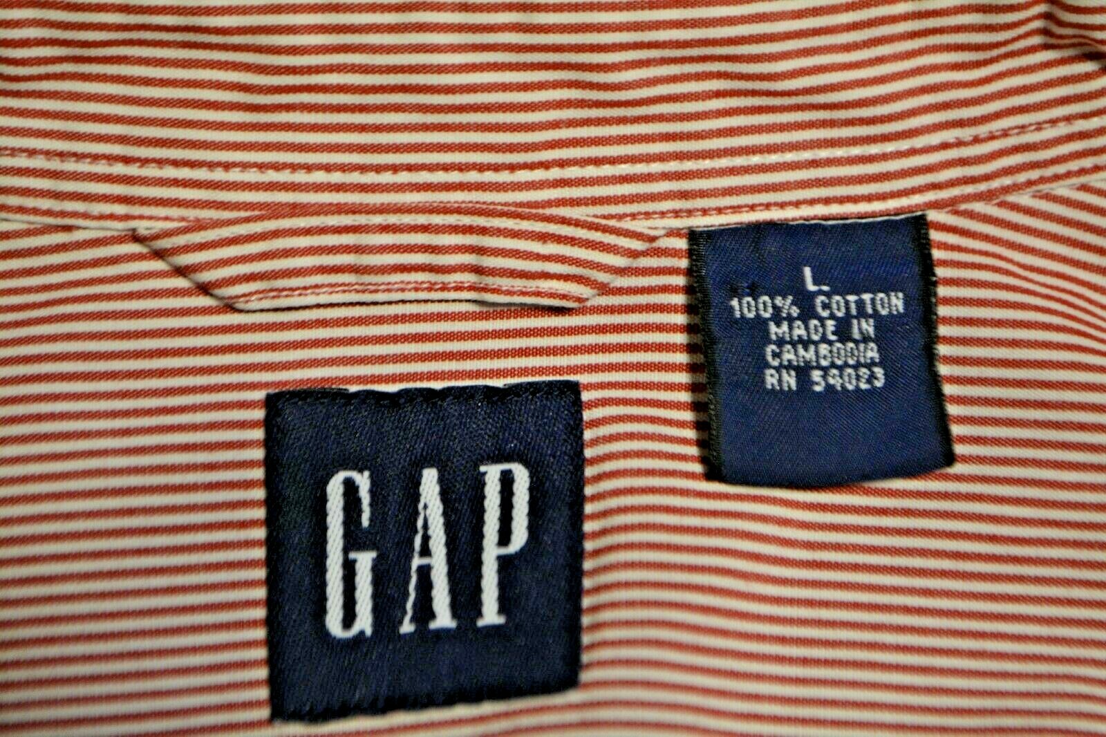 Gap Men's Long Sleeve Shirt Size L Red Pinstripe Button Up Casual
