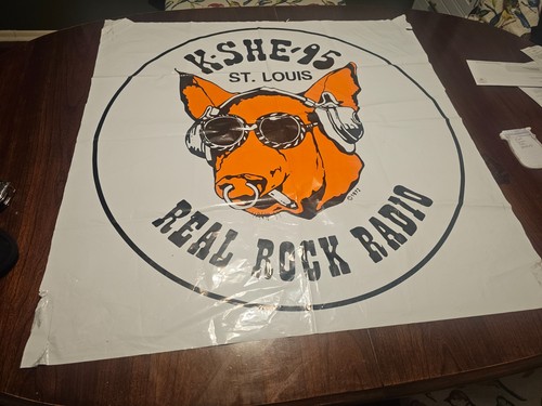 VINTAGE KSHE 95 ROCK RADIO 1972 ADVERTISEMENT BANNER ORIGINAL ST. LOUIS 36 x 36 - Picture 10 of 14