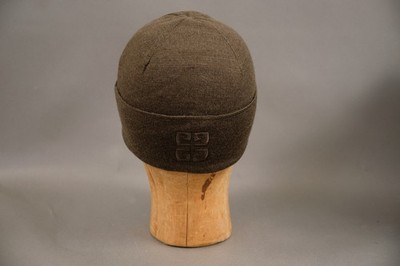 GIVENCHY Paris Ribbed Knit Beanie 100% Wool - Dark Olive  display picture 2