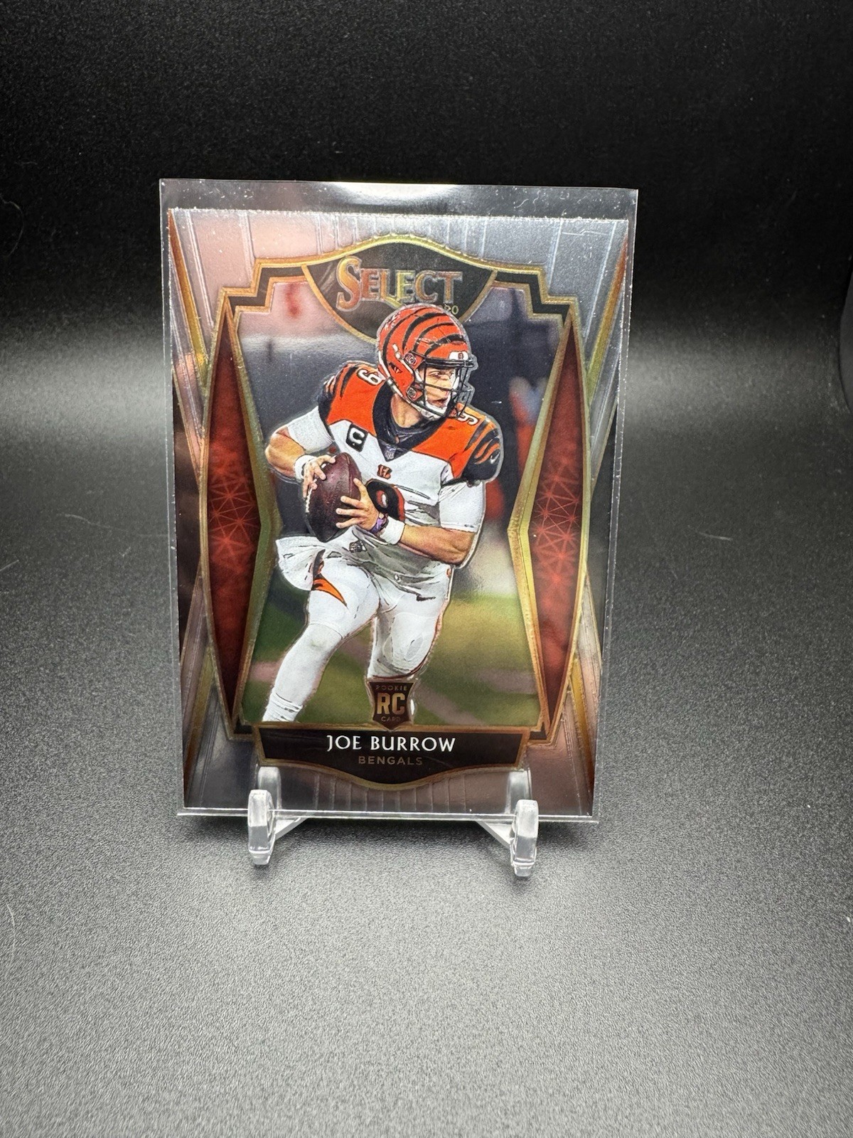 JOE BURROW 2020 SELECT PREMIER LEVEL ROOKIE FOOTBALL BENGALS B RC