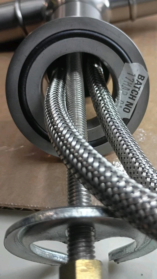 Grifo de fregadero de barra de acero inoxidable Kohler K-7342-4-BS HiRise de 2 manijas, acero inoxidable cepillado Foto 3 de 4