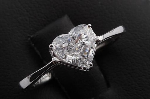 Herz Diamantring 0,89ct beste Farbe River D Solitär IGI Exp. 750 Weißgold .