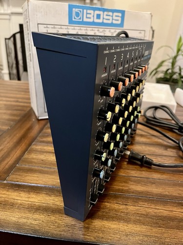 Boss BX-800 8-Channel Stereo Mixer - Picture 7 of 11