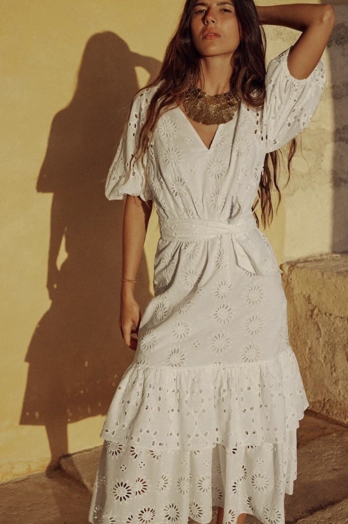 NWOT ZARA BELTED EMBROIDERED DRESS OYSTER WHITE - S Retails $169