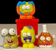 The Trash Pack Series 4 Wave 1 & 2 Figures W/Bin Moose The Grubz Team Set Of 5