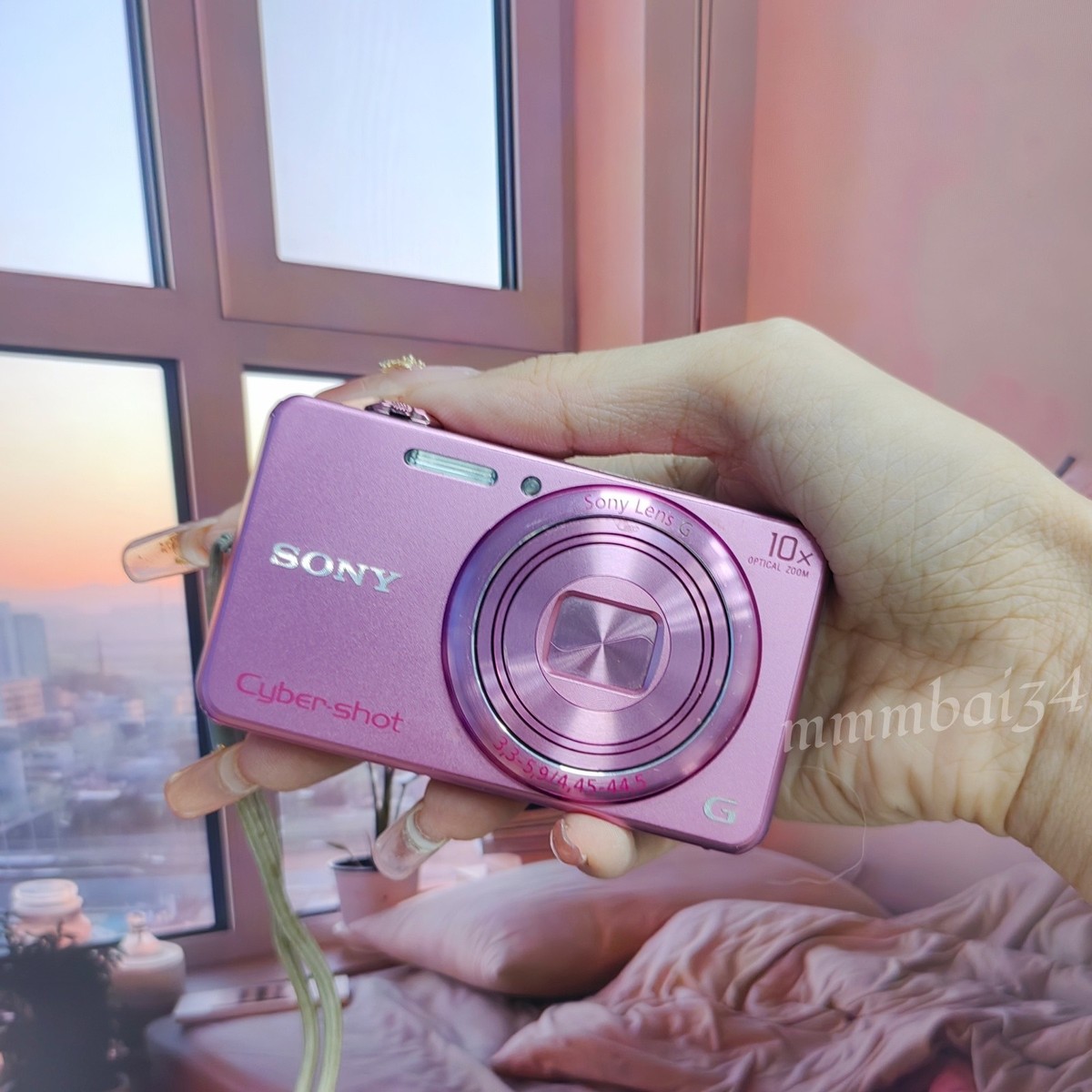 SONY Cyber Shot DSC-WX200 Digital Camera 10x Zoom 18.2MP Pink