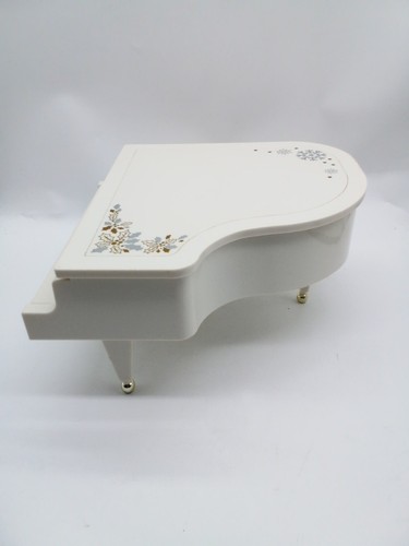 Vintage Chain Fong Baby Grand Piano Christmas Musical Box Works - Picture 8 of 15