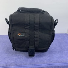 Lowepro Camera Bag Adventura 140 Black Nylon Travel Adventure Padded