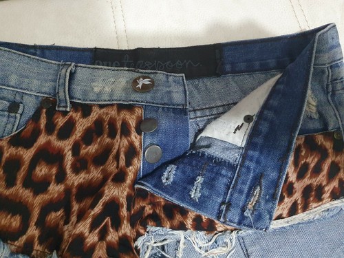 One Teaspoon Denim Shorts Leopard print Surrender size 8 / 26 Trashwhore animal - Picture 4 of 12
