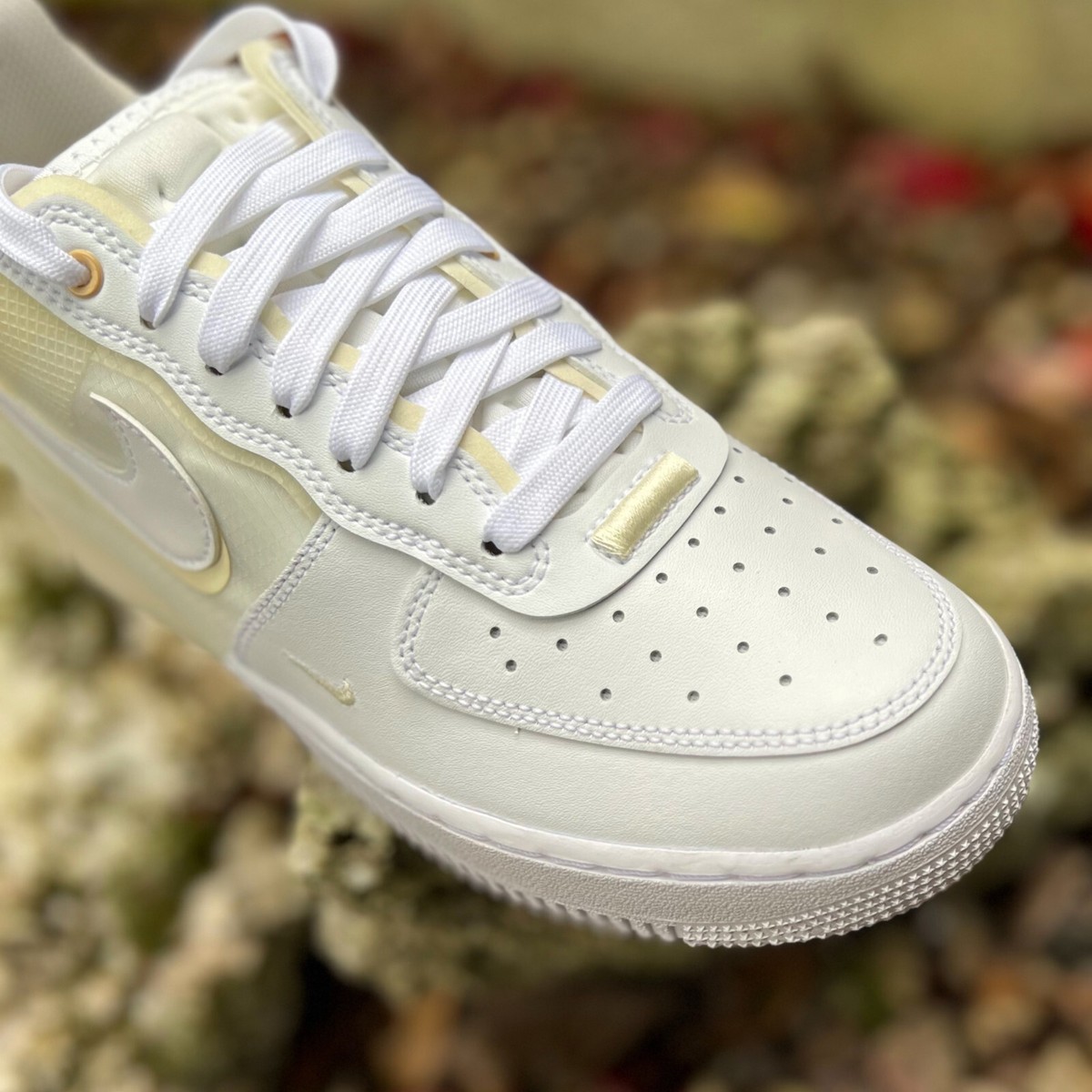 air force 1 07 trainers white light silver