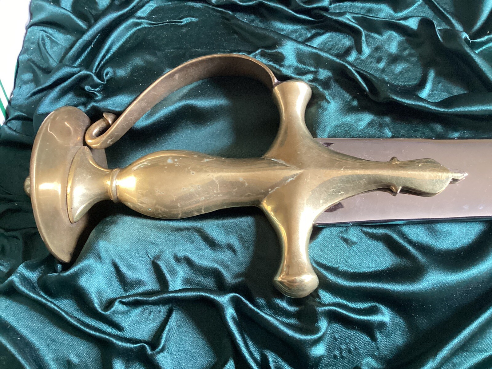 Talwar Box Pakistan Army Talwar Saber | Gift From General Mirza Aslam Beg, with ...