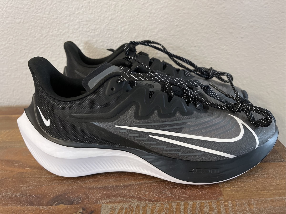 nike air zoom gravity 2