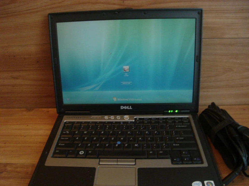 Dell Latitude Intel Core 2.0ghz, 2GB Memory, 160GB HD - Image 4 of 4