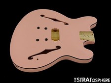 Fender Tom Delonge Starcaster Semi-Hollow BODY, Shell Pink