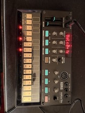 Korg Volca FM Digital Synthesizer mit Netztei...
