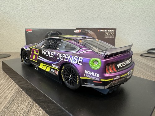 2022 Brad Keselowski #6 Violet Defense Elite colore liquido 1:24 NASCAR ARC MIB % - Foto 7 di 12