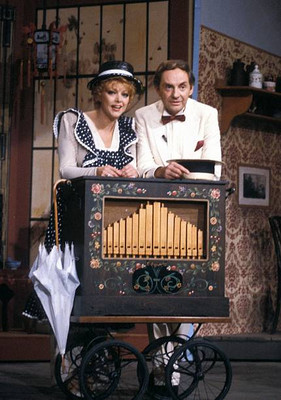 Harald Juhnke Barbara Schoene ZDF TV show Musik ist Trumpf stage - 1979 Photo 7