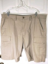 LEVI'S Two Horse Men's 42 Cargo Shorts Relaxed Cotton Flat Front Casual Outdoor