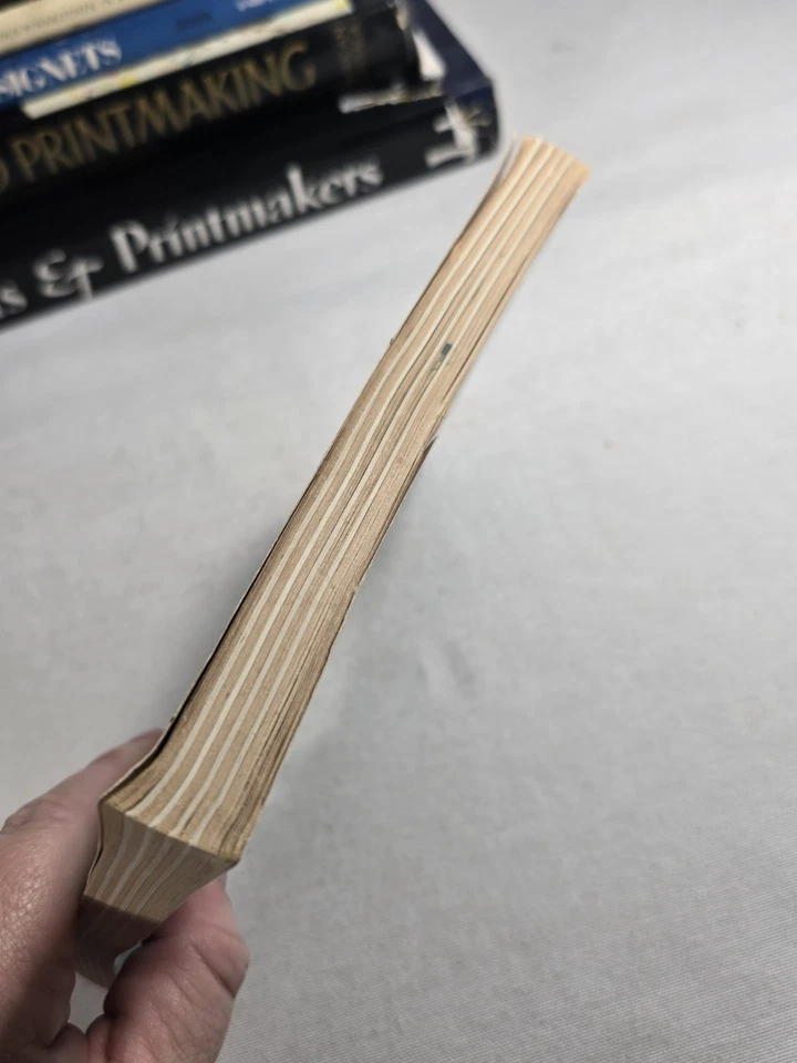 The Meaning of Art Herbert Read 1963 Pelican Paperback Vintage 64 Plates Book  Foto 4 de 4