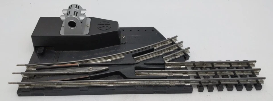 K-Line K-0373 O 42" Left Hand Manual Control Switch Turnout - Image 2 of 3