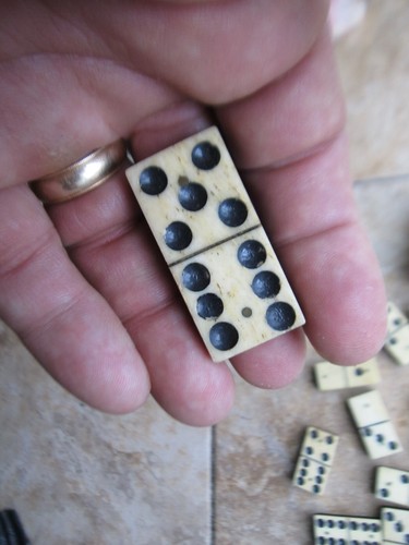 Set of Civil War Sandwiched Dominos, Complete w/ Orig Wooden Box, Soldier Game - Picture 11 of 16