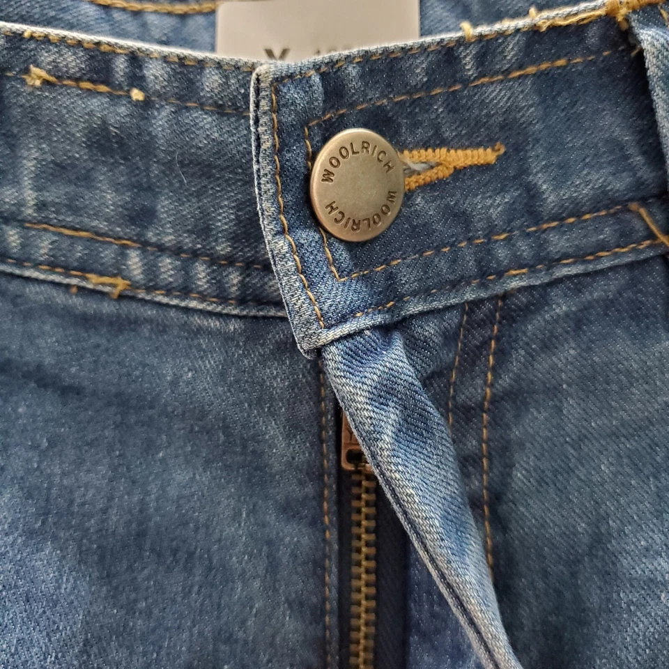 Pantalones de mezclilla para mujer Woolrich 8 Petite azul mamá tiro alto lavado medio Foto 2 de 4