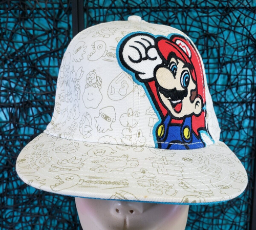 NINTENDO BIOWORLD 2011 Super Mario WHITE ALL OVER PRINT Flatbill Fitted Cap HAT