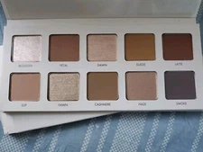 WANDER BEAUTY In Neutral Eyeshadow Palette Full Size New