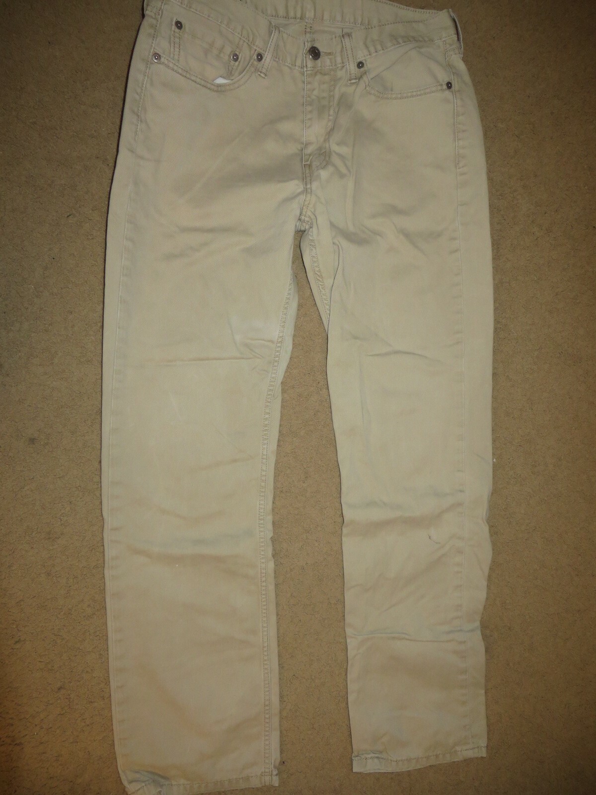 levis white tag
