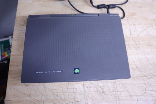 Vintage Zenith Data Systems Z-NoteFlex laptop Computer Boots to Windows 3.11 USA - Picture 4 of 20