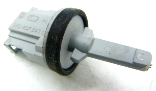 VW Golf Passat Eos Caddy Audi A3 A4 8E Q3 Q7 TT Temperaturfühler 1K0907543 G/A