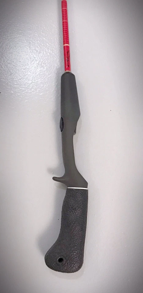 Varilla de fundición única hecha a medida de 4’ 7” por Ron Ingersol para Jon Cleveland Foto 2 de 4