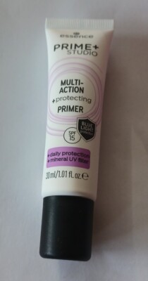essence PRIME +STUDIO MULTI-ACTION+ PROTECTING PRIMER. 