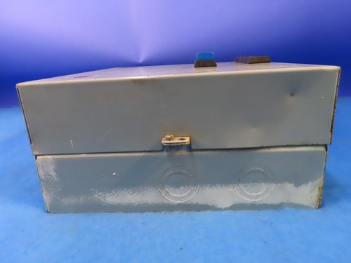 CUTLER HAMMER LIGHTINH CONTACTOR ECE06B1AAA (2)CE15BNS3 SER B1 10A 110/120V 1YEA - 第 9/13 張圖片