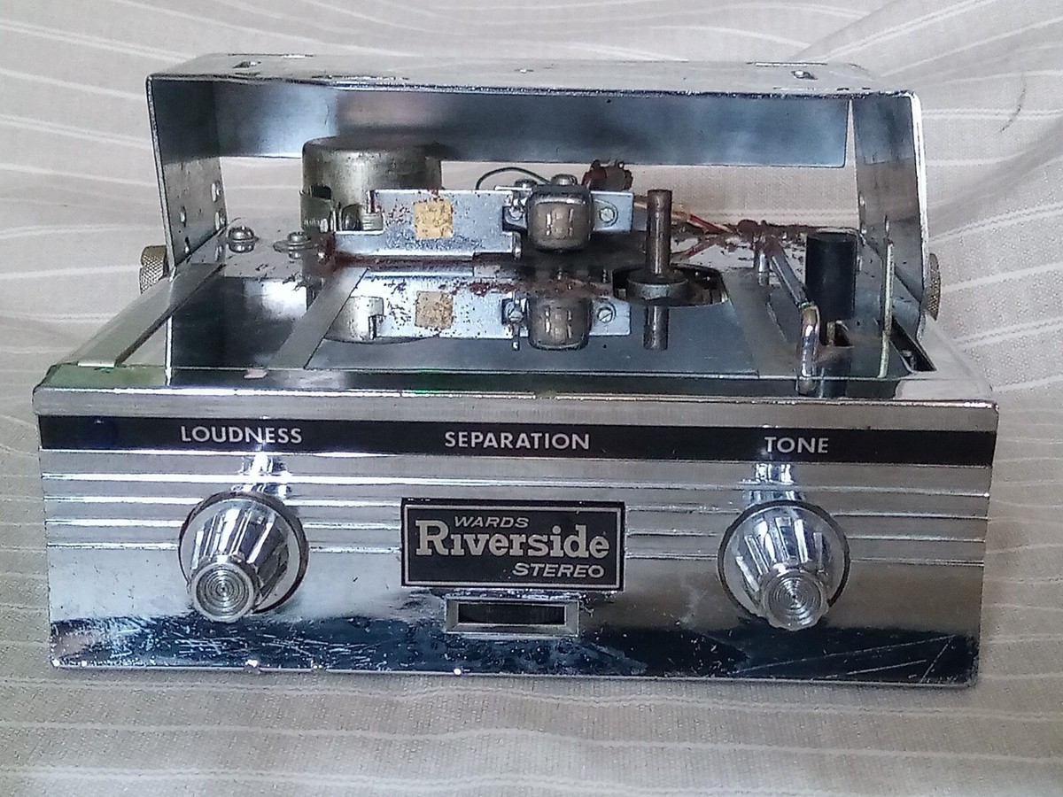 Vintage RARE Muntz Wards Riverside Chrome 4 & 8 Track Player Model