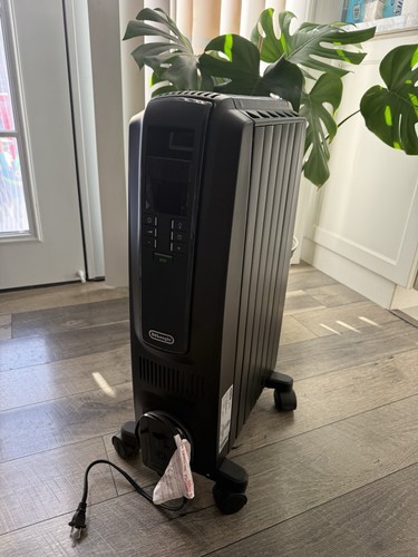DeLonghi Dragon Dragon Digital Oil Filled 1500W Electric Space Heater 5697582 - Picture 2 of 12