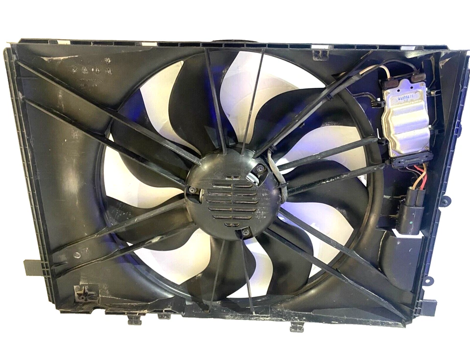 Mercedes Benz E350 2014 motor radiador ventilador de refrigeración conjunto motor fabricante de equipos originales Foto 4 de 4