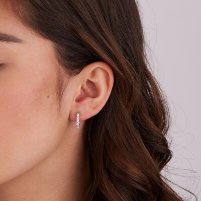 NWB Swarovski Matrix Vittore hoop earrings Round cut