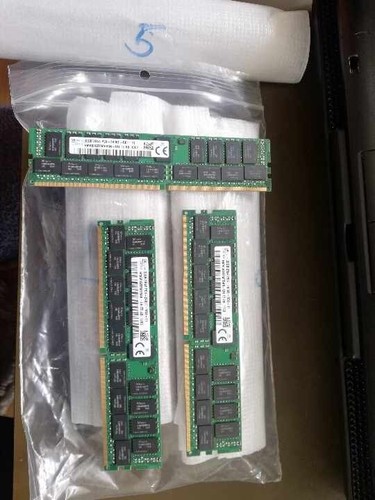 SK hynix 1x32GB 2Rx4 PC4 - 2400T HMA84GR7MFR4N Serwer RAM - Zdjęcie 1 z 3