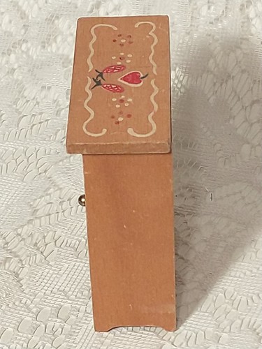 Mobiletto in legno miniatura per casa delle bambole tblap1 - Foto 8 di 12