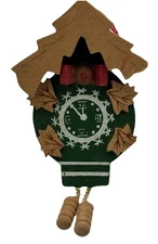 Vtg.Cuckoo Clock Small Green Wooden Ornament   W/bird /Hand Painted/ Taiwan