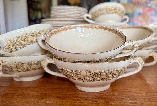 Vintage English Crown Ducal Florentine CRD68 Fruit Flowers 67Pc Gilt Dinnerware - Bild 5 von 9