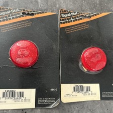 2 Signal-stat 1030d Vintage Red Round Clearance Marker Lights Federal-mogul Nos 2 Signal-stat 1030d Vintage Red Round Clearance Marker Lights Federal-mogul Nos